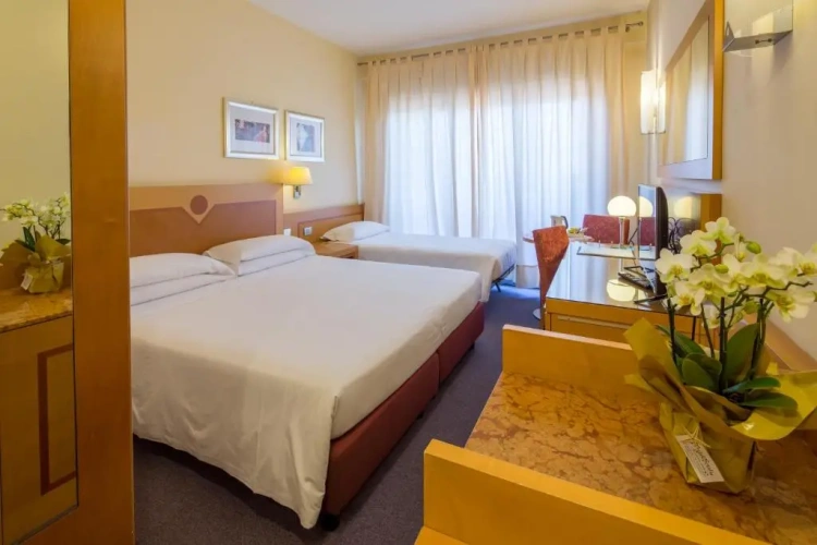 Classic Triple room
