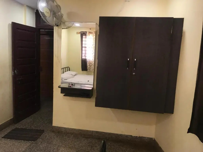 Shri Vasant Lodge