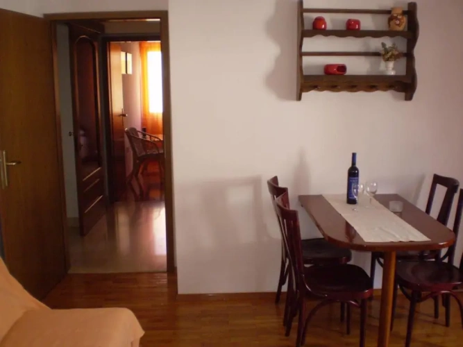Apartment with balcony