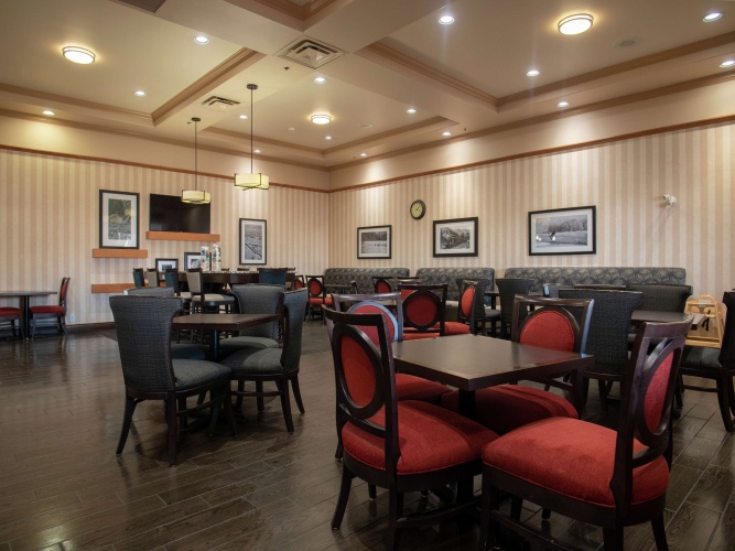 Hampton Inn by Hilton Kamloops photo 33