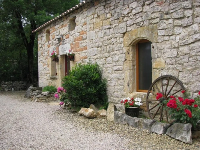 3 Bedrooms Cottage