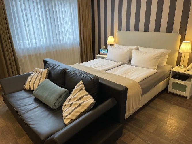 Premium room