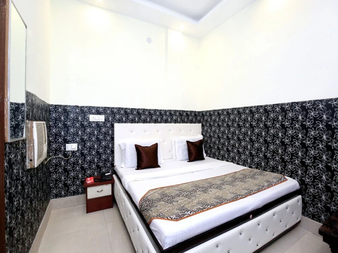 Hotel Aaryans