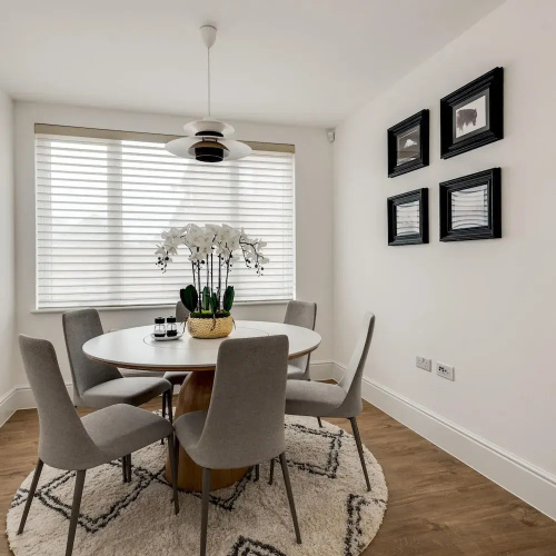Tranquil 4-bed Oasis Modern Chic