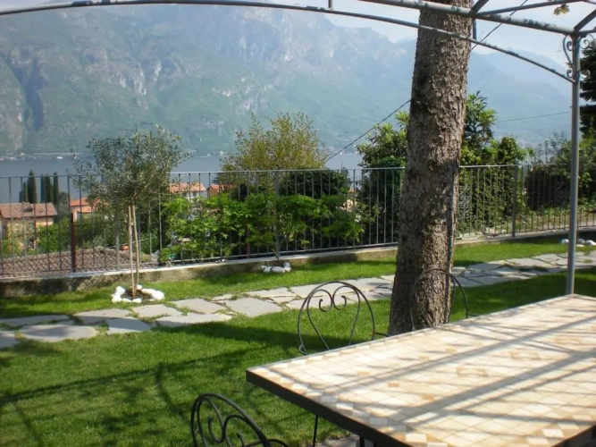 2 Bedrooms Apartment with view