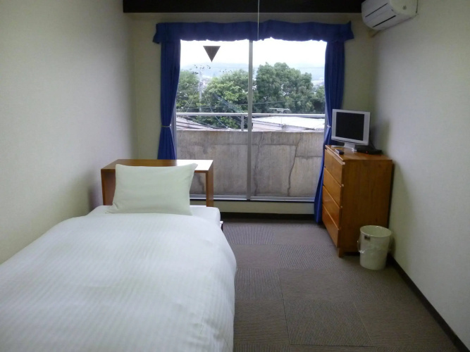 Econo-Inn Kyoto