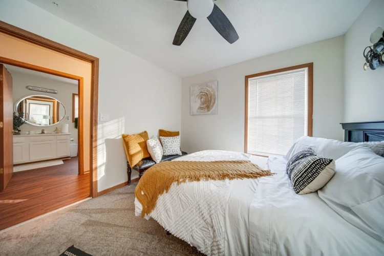 2 Bedrooms Cottage