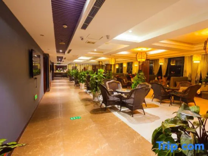 Yulin Hotel