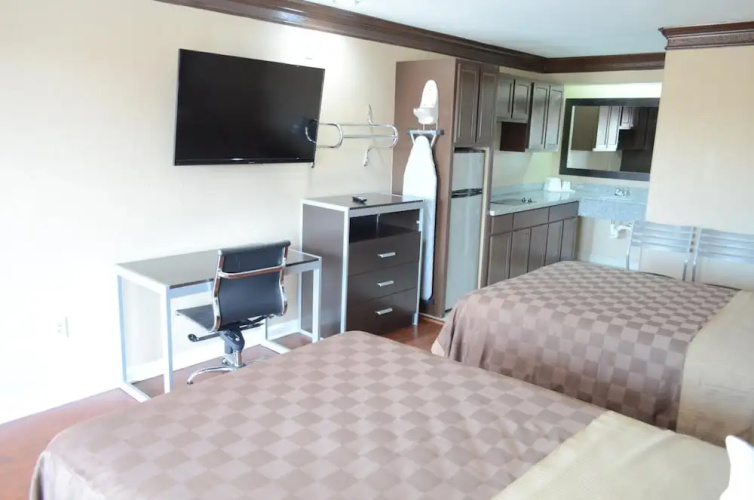 Regency Inn