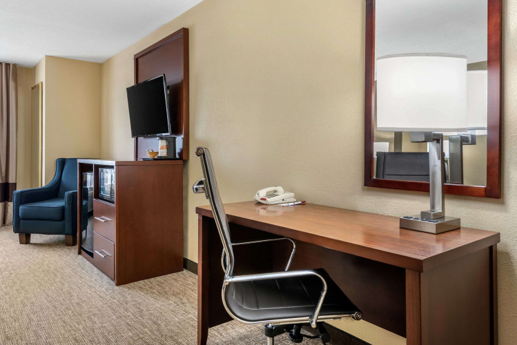 Comfort Suites Dayton-Wright Patterson