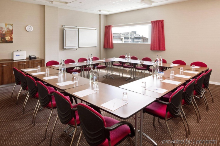Holiday Inn Express Hull City Centre photo 12