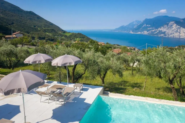 Pinini Country Apartments