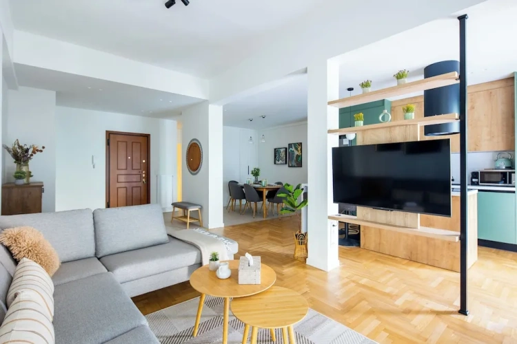 2 Bedrooms Apartment