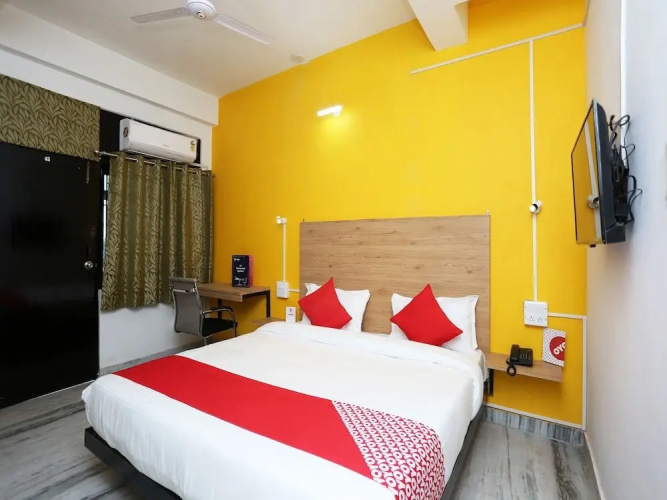 Sona Mansion By OYO Rooms
