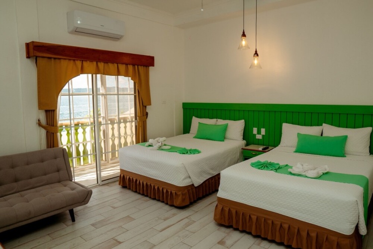 Premium Triple room