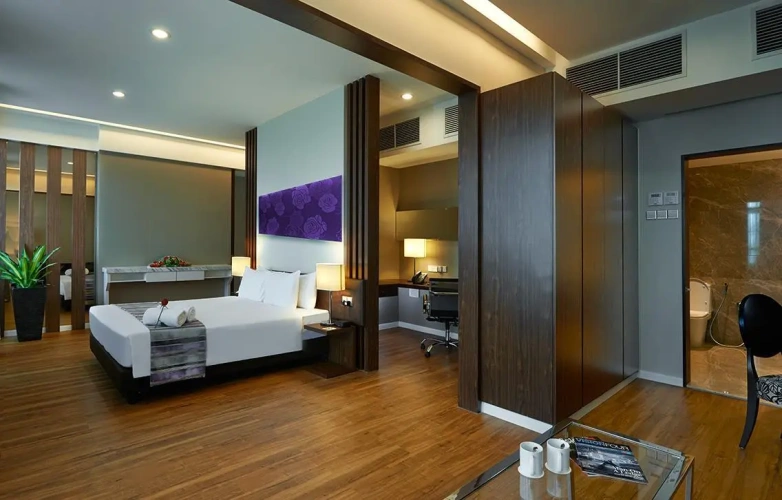 Double Suite