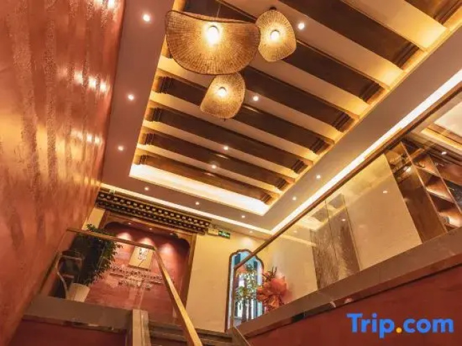 Langjie Light Luxury Hotel