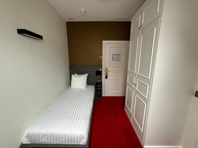 La Bourse Hotel
