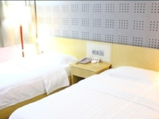 Happy Family Hotel