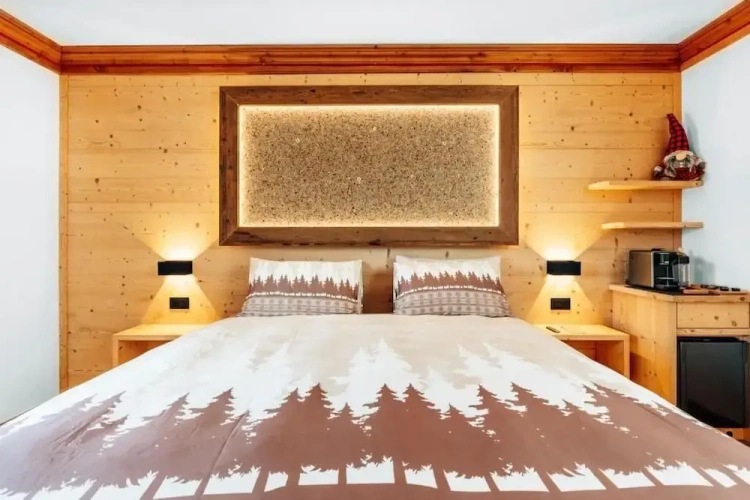 Deluxe Double room with balcony and with mountain view