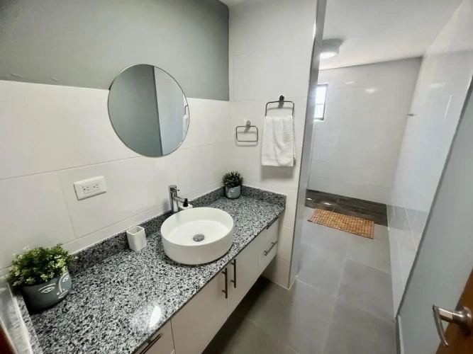 3 Bedrooms Cottage