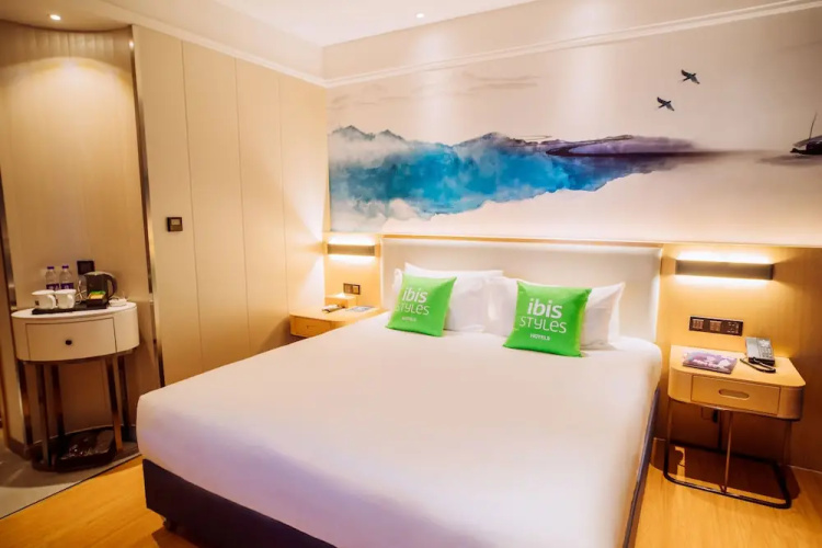 Heroyear Hotel