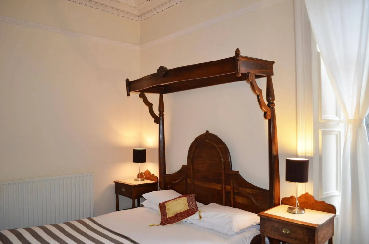 iHoliday Hotel