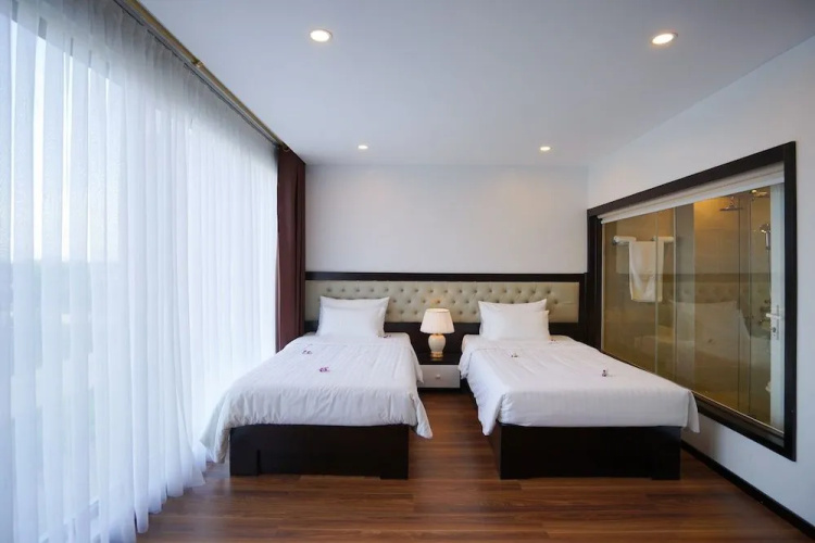 Merit Halong Hotel