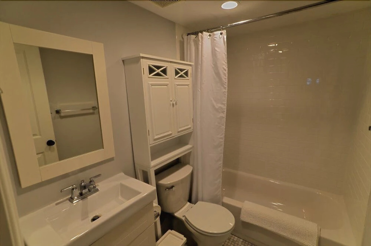 511 East Capitol Apartment #1036 - 2 Br Apts