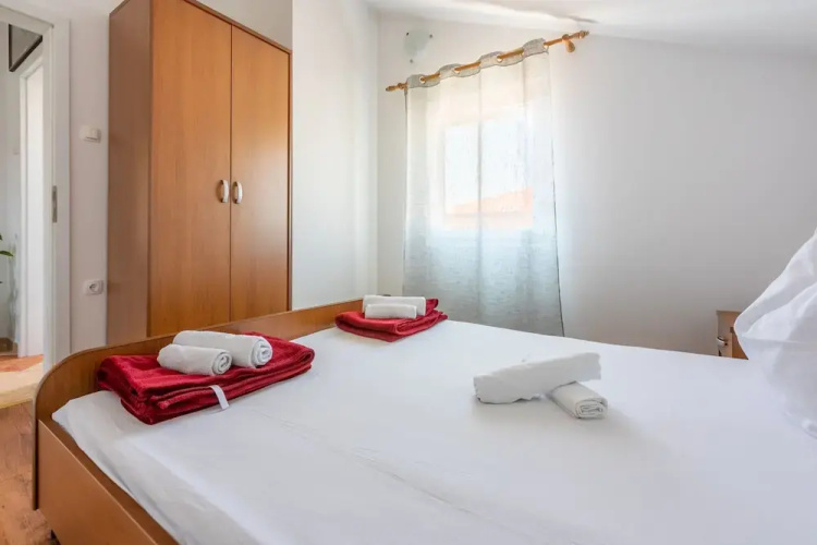 Apartments Brana