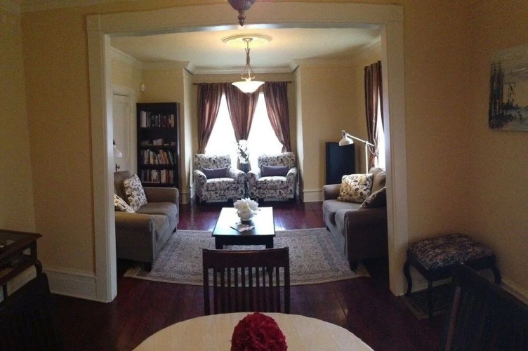 B&B Hillhouse