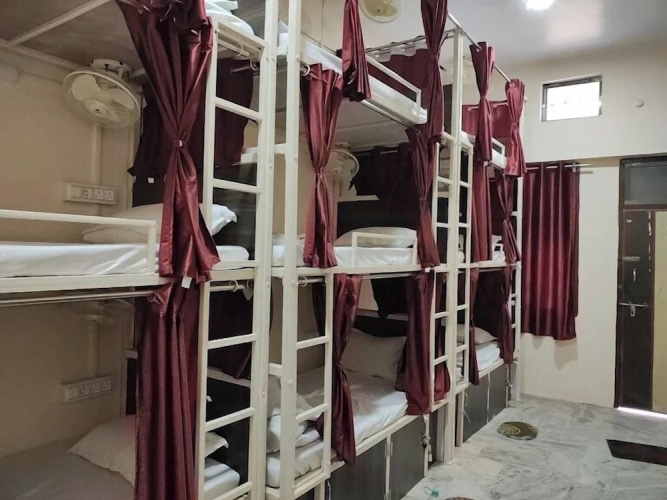5 Star Dormitory