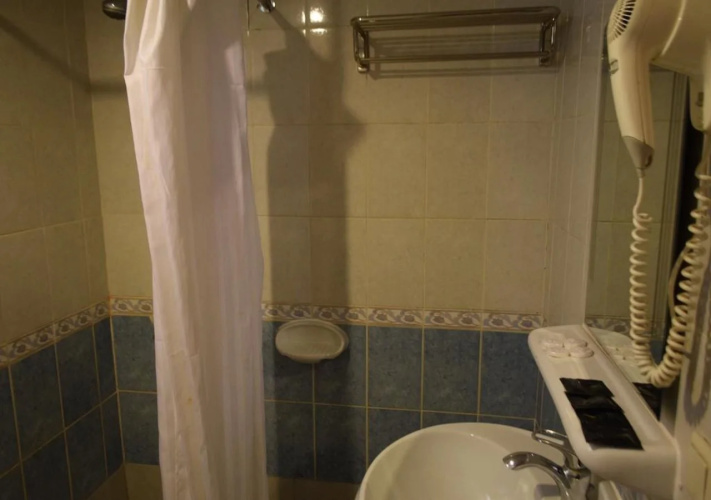Al Saraya Eman Hotel