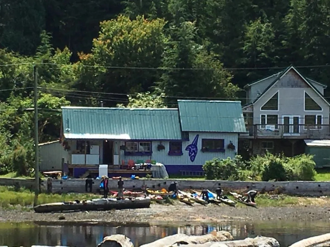 Purple Palace Hostel