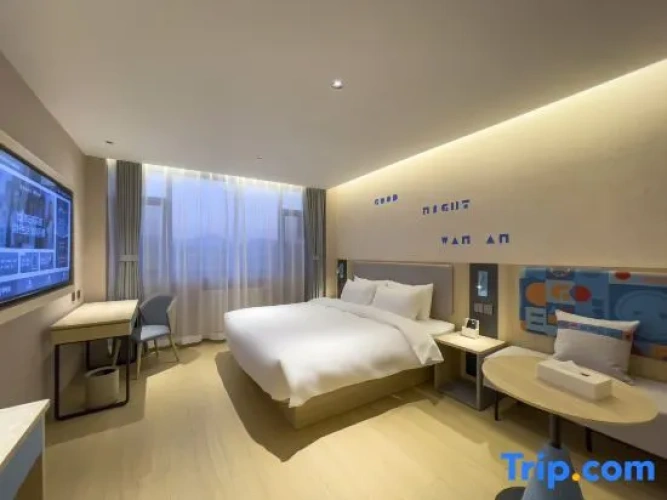 Standard Double room with view