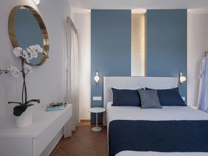 1 Bedroom Luxury Apartment with sea view