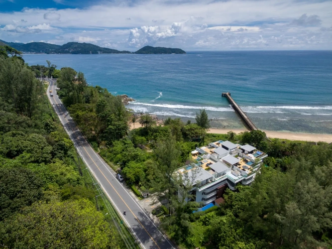 1 Bedroom Double Suite with pool view