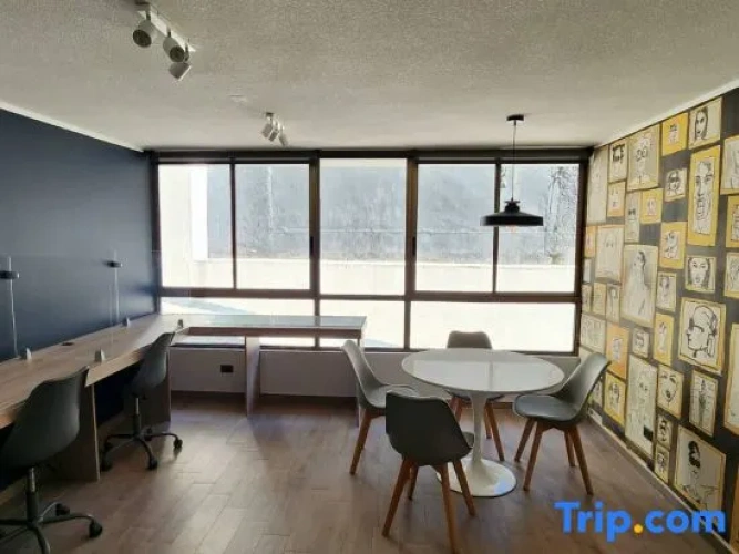 1 Bedroom Apartment with balcony
