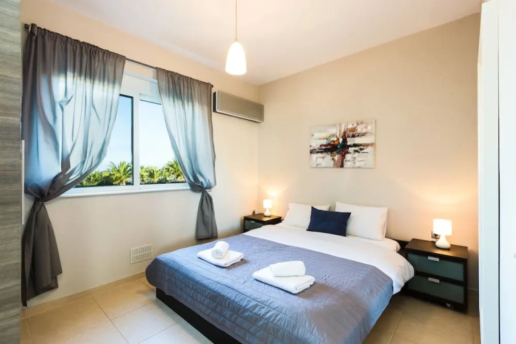 2 Bedrooms Deluxe Apartment with view