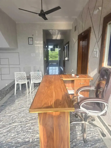 Hotel Aarav Palace
