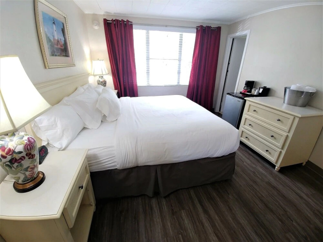 Queens Court
