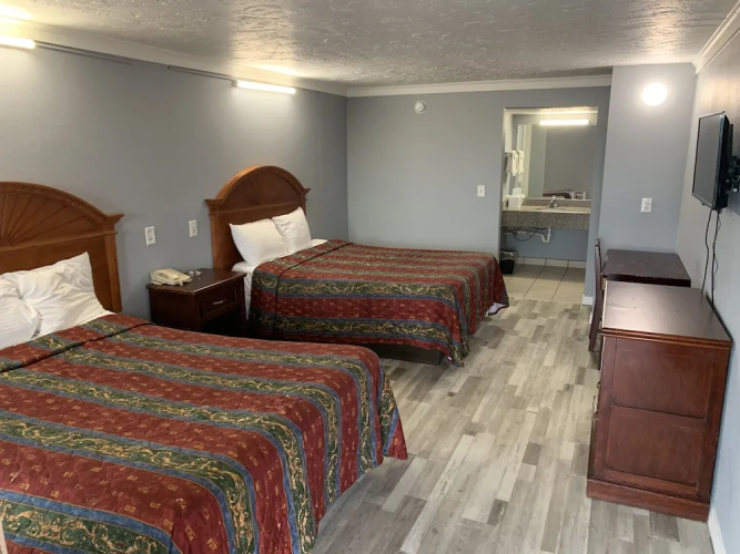 Executive Inn