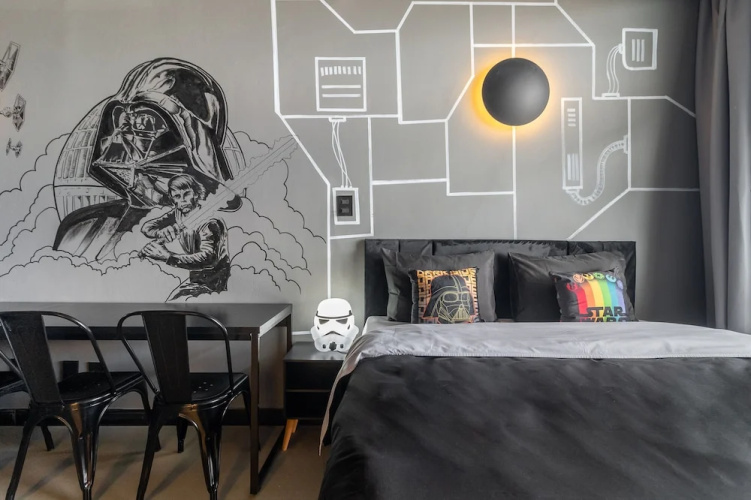 Akile Homes experiences Geek