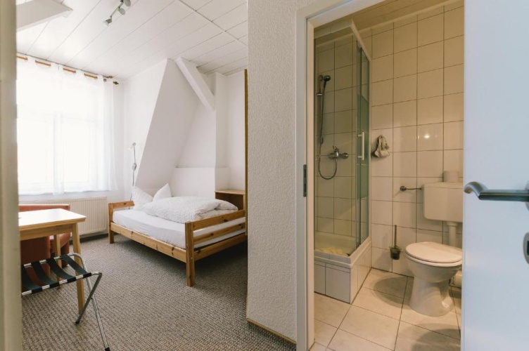 Standard Single room