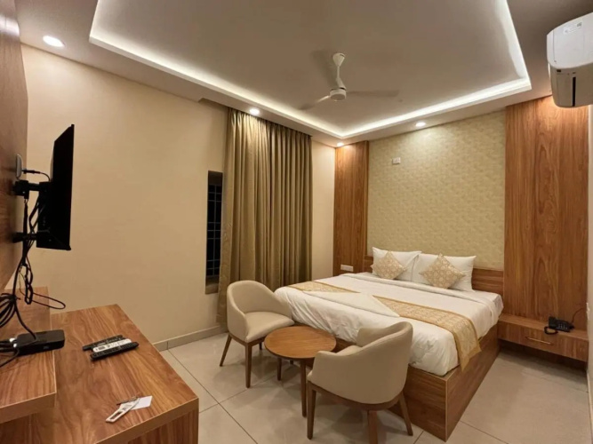 The Waves Hotel Sarjapura