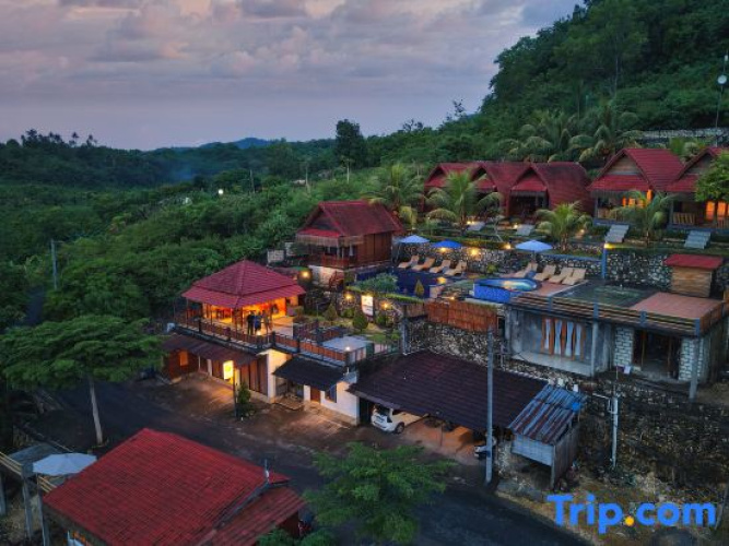 Sebuluh Sunset Hill