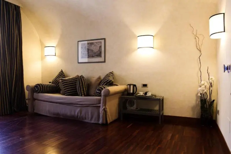 Teichner Suite