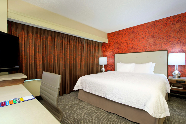 Hampton Inn & Suites Columbus-Downtown