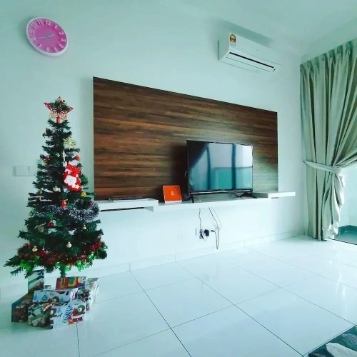 3 Bedrooms Luxury Apartment with balcony and with city view