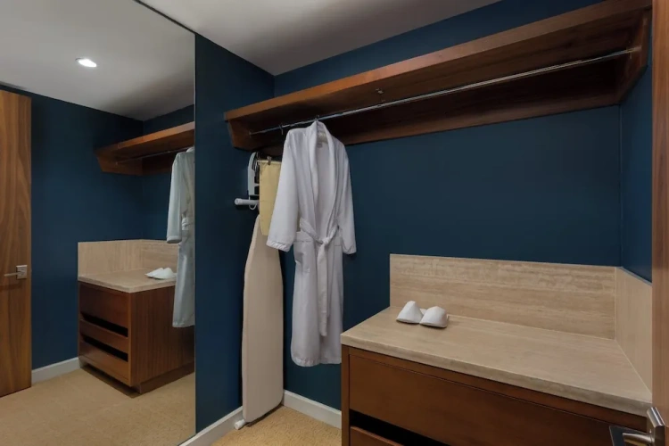 1 Bedroom Suite with balcony and with golf view